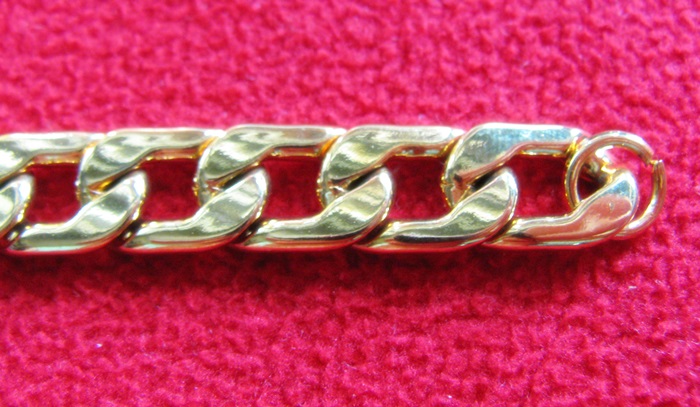 สินค้าหมดค่ะ เลสข้อมือชุบทองค่ะ