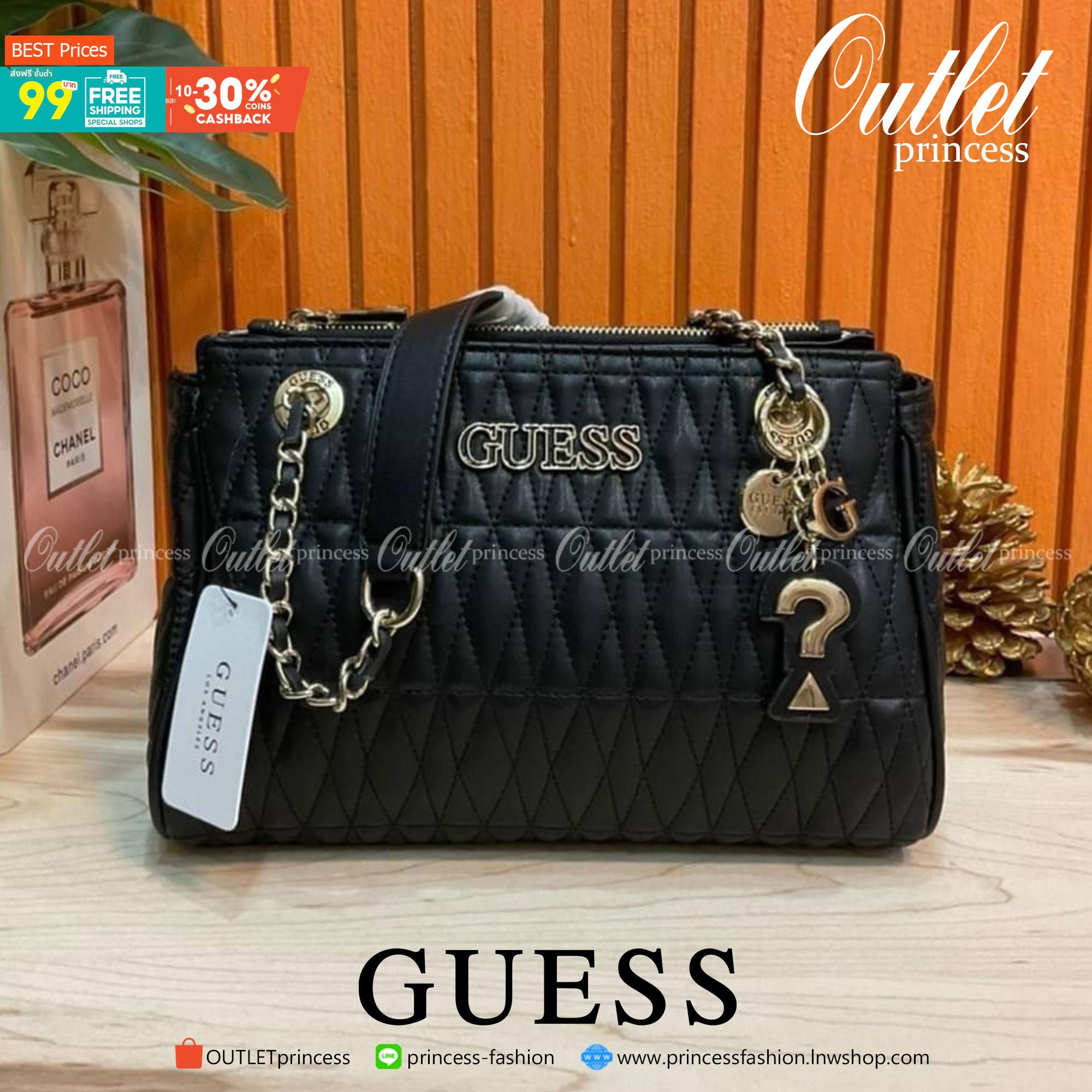 ของแท้ 💯% 】GUESS CROSSBODY BAG กระเป๋าถือหรือสะพาย ขนาดกำลังดี วัสดุ pu. faux leather หนังนิ่ม นุ่มมาก สวยอยู่ทรง มาพร้อมพวงกุญแจน่ารักๆ ถอดออกได้