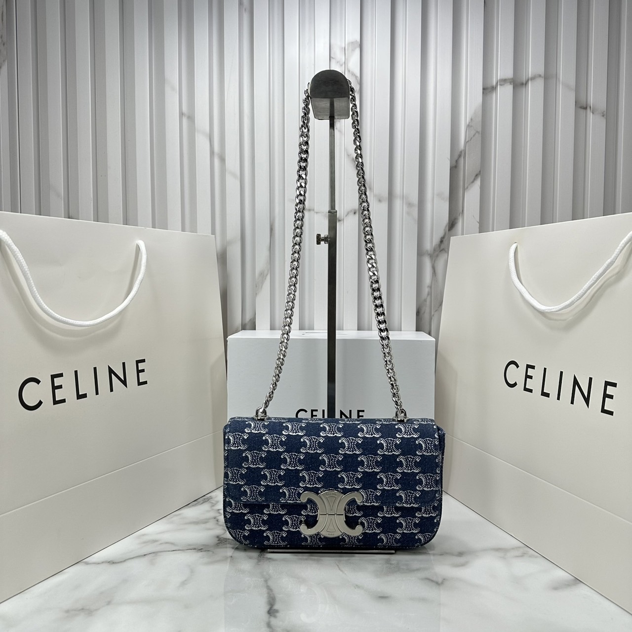 CELINE CHAIN SHOULDER BAG CLAUDE in DENIM WITH TRIOMPHE ALL-OVER กระเป๋าสะพายสายโซ่อะไหล่เงินงานเดนิม เกรดออริ 1:1 ใช้งานต่างประเทศได้