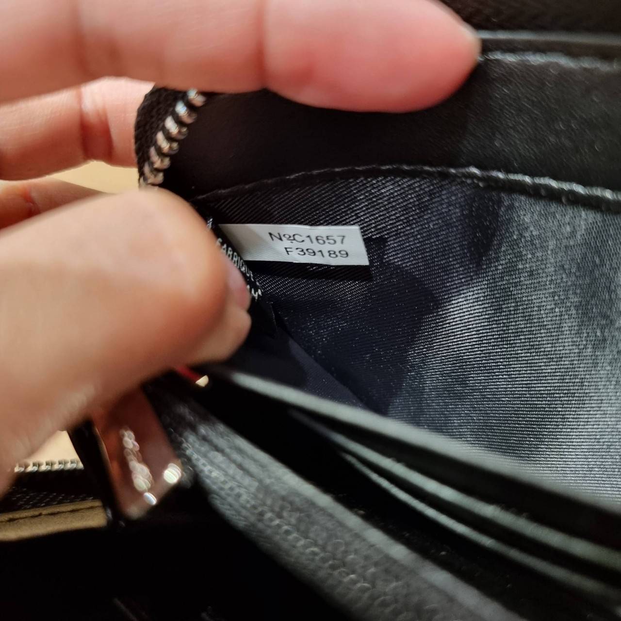 COACH ACCORDION ZIP WALLET IN SIGNATURE CANVAS WITH PRAIRIE ROSE / JUMBO FLORAL / CAMO ROSE FLORAL / MEDLEY BOUQUET PRINT ((F31572/F39189/F26290/F2859)) สวยคลาสสิคไม่มีใครเกิน!! กระเป๋าสตางค์ใบยาว ลวดลายสวย สีสันโดดเด่น วัสดุหนังแคนวาสเคลือบ เปิด-ปิดด้วยซ