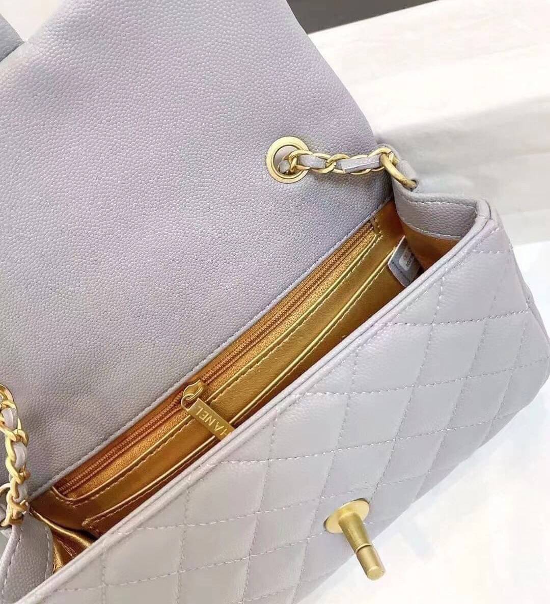 CHANEL MINI FLAP BAG CAVIAR Leather GOLD tone hardware พร้อมส่ง 5 สี