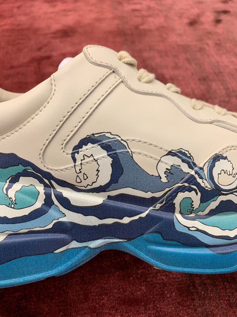 GUCCI Rhyton Wave Print Sneakers