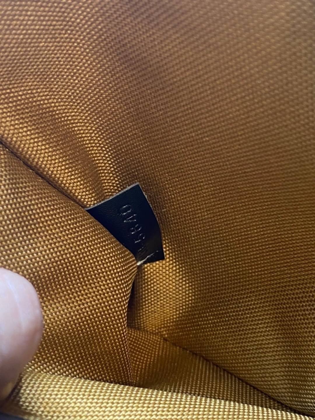 CELINE Medium Messenger Bag in Triomphe Canvas with Celine Print / Celine Camera Bag กระเป๋าทรงครอสบอดี้ ใช้ได้ทั้งชายหญิง ขนาดกลางกำลังดี น้ำหนักเบา