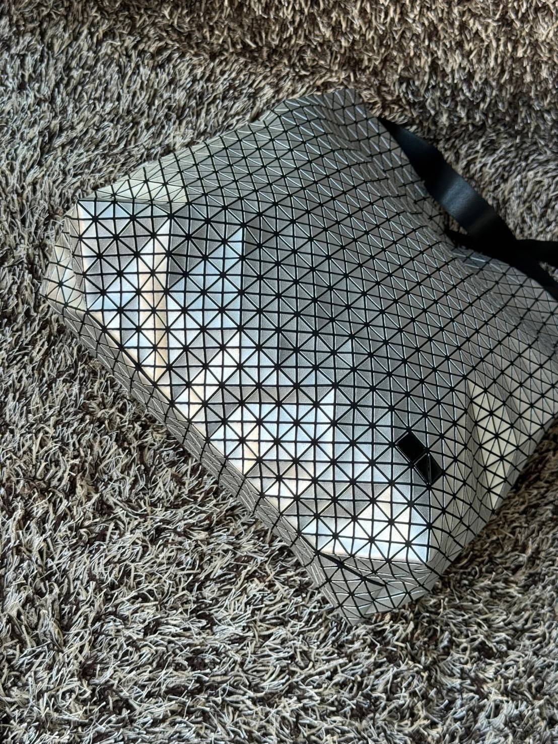 พร้อมส่ง 5 สี Baobao Issey Miyake Cart S geometric tote bag กระเป๋าถือทรงโท้ทลายเรขาคณิต 🧡 เกรดออริจินอล 1:1 สลับแท้ ใช้งานต่างประเทศได้