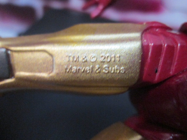 2011 Marvel - Iron Man 2 Figure 10" (โมเดลซุปเปอร์ฮีโร่มือสองสภาพดีค่ะ)