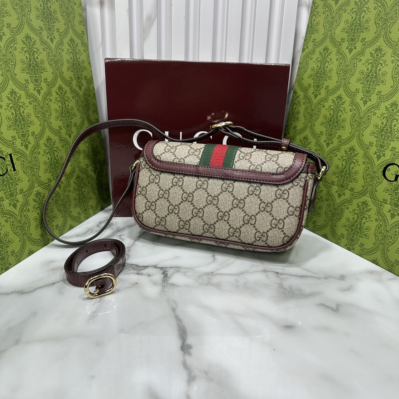 ORI หนังแท้ | Gucci Ophidia mini shoulder bag Monogram Double G / Gucci Crossbody Bag กระเป๋าสะพาย คอลเล็กชั่น Ophidia มอบชีวิตชีวาให้กับมรดกของแบรนด์ด้วยแถบ Web