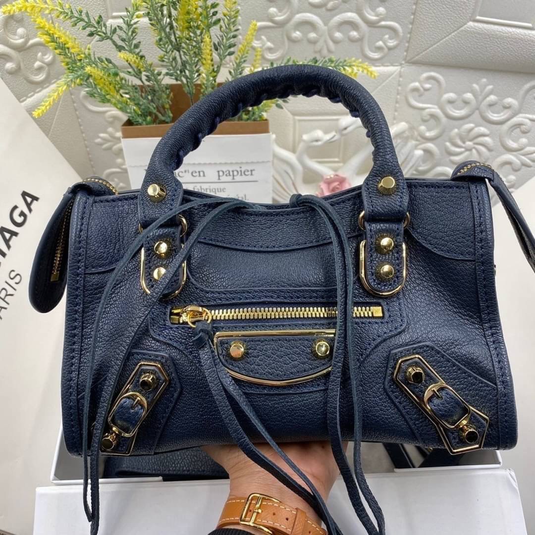VIP 】หนังแท้ BALENCIAGA Classic City Mini Shoulder Bag พร้อมส่งที่ไทย โทนสีสวยละมุน