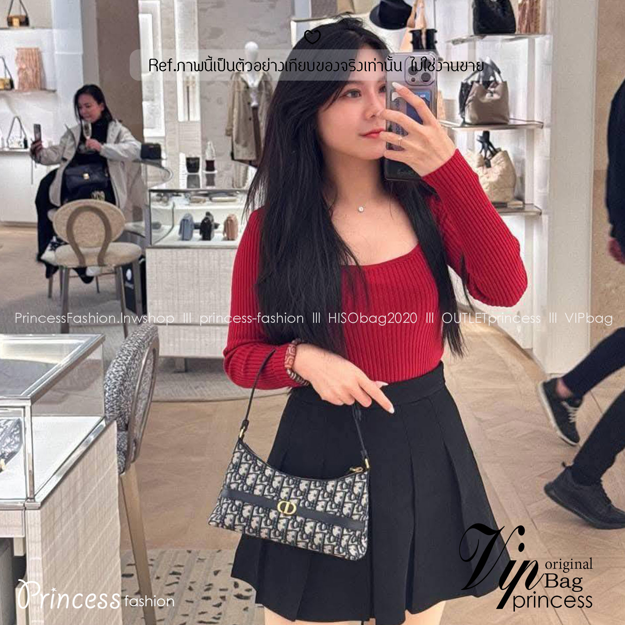 DIOR 30 MONTAIGNE CIGALE MINI BAG ใหม่ล่าสุด กับกระเป๋าสะพายโฮโบมินิไซส์ ที่ไม่ได้เล็กอย่างที่คิด เพราะใบนี้สามารถใส่ของสำคัญได้ครบ ดีไซน์สวยคลาสสิค เรียบแต่โก้ น้อยแต่หรูหรา ใช้งานด้วยซิปรูดใช้งานง่าย