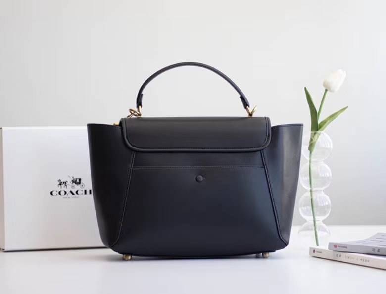 COACH COURIER CARRYALL 23 IN COLORBLOCK SIGNATURE CANVAS พร้อมส่ง 7 แบบ พร้อมส่ง ลุคดูไฮสุดๆค่ะ! กระเป๋าสะพายหนังหรูหราและคลาสสิค หนังแท้ชั้นดีที่สุด น้ำหนักเบา หนังสวยมากก สัมผัสแล้วหลงรักแน่นอนจ้าา😘