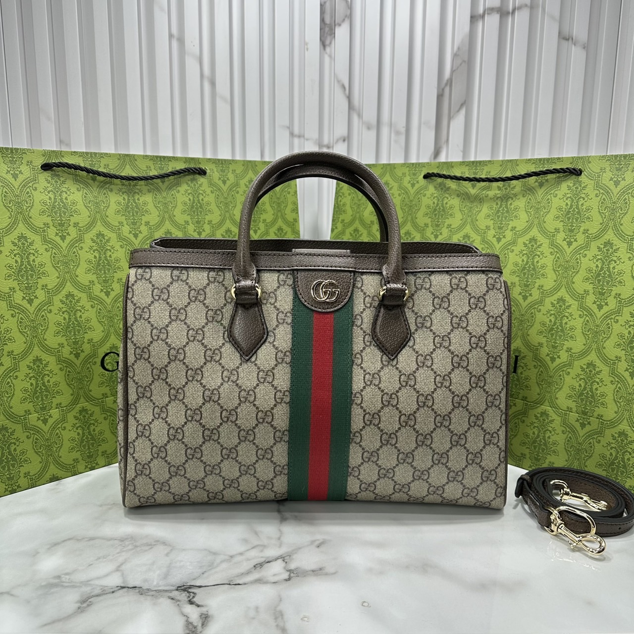 ORI หนังแท้ | Gucci Ophidia medium tote bag Monogram Double G / Gucci Tote Bag กระเป๋าสะพายทรงโท้ทใบใบใหญ่ คอลเล็กชั่น Ophidia ไฮไลท์รูปทรงและฟังก์ชั่นการใช้งานที่ได้รับการตีความใหม่
