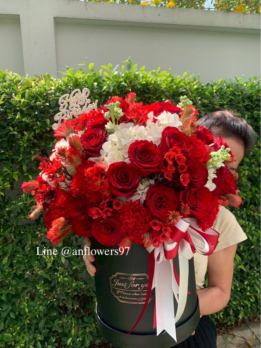 Flowers box ดอกไม้โทนสีแดง