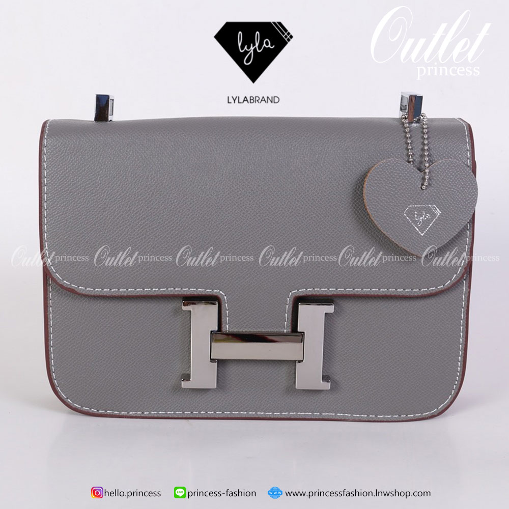 LYLABRAND🔔 Constance Size 23 Cm / Epsom ✨PU top premium นะคะ หนังดีเลอค่าน่าสอยมากกก บอกคำเดียวเลยว่าเด็ดสุด !! เหมือนหนังแท้เบอสุดค่ะคูณผู้หญิง ลูกค้าเก่าน่าจะทราบกันดีอยู่แล้วว่าคุณภาพของร้านนี้ต้องมาเป็นอันดับหนึ่งเท่านั้น อิอิ มีสายยาวส