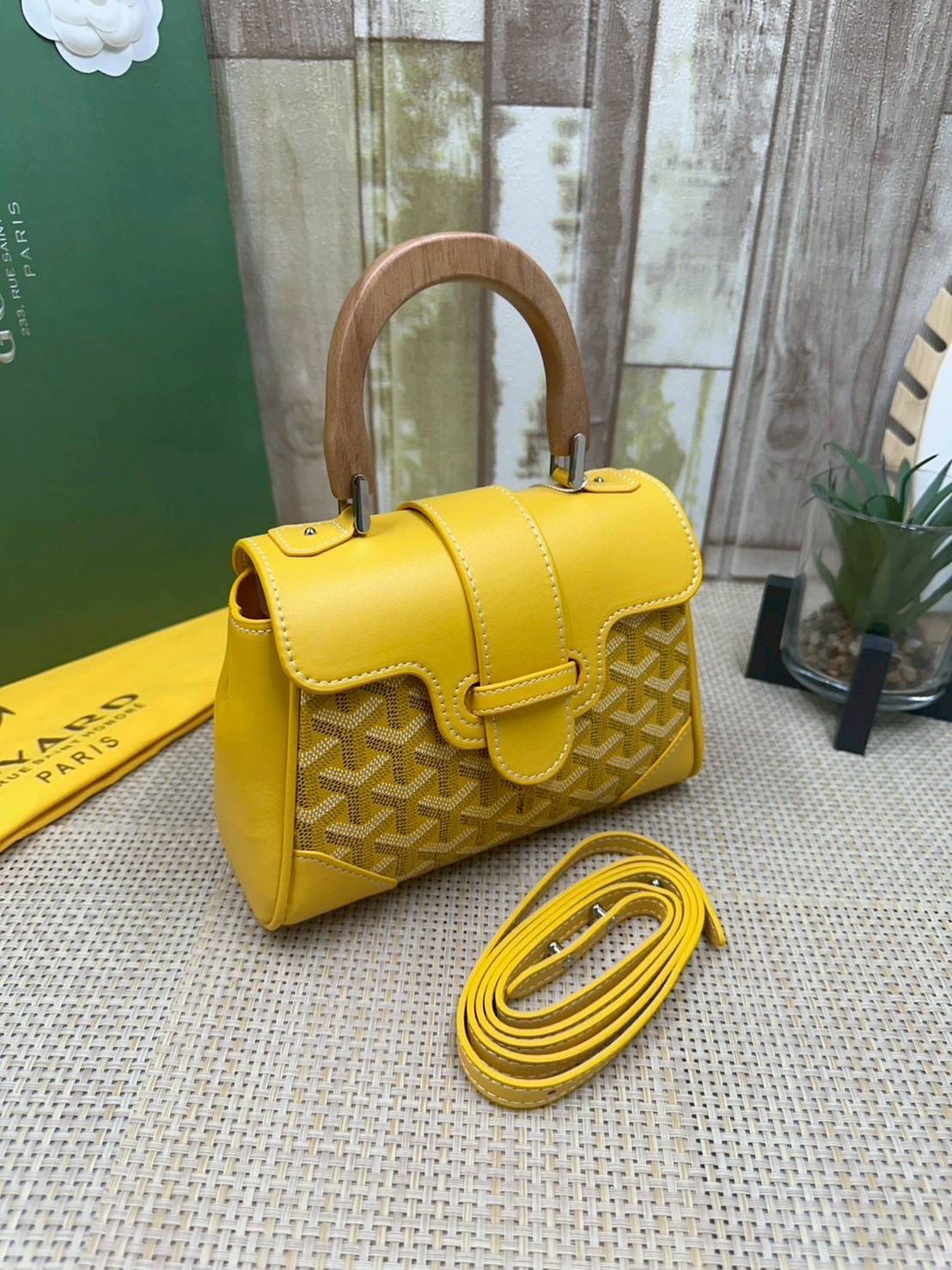 10 สี ORI หนังแท้ | GOYARD Saïgon Souple Mini Bag 20cm กระเป๋าถือ/สะพายดีไซน์หูจับไม้เป็นเอกลักษณ์ที่สวยหรูหราสง่างาม