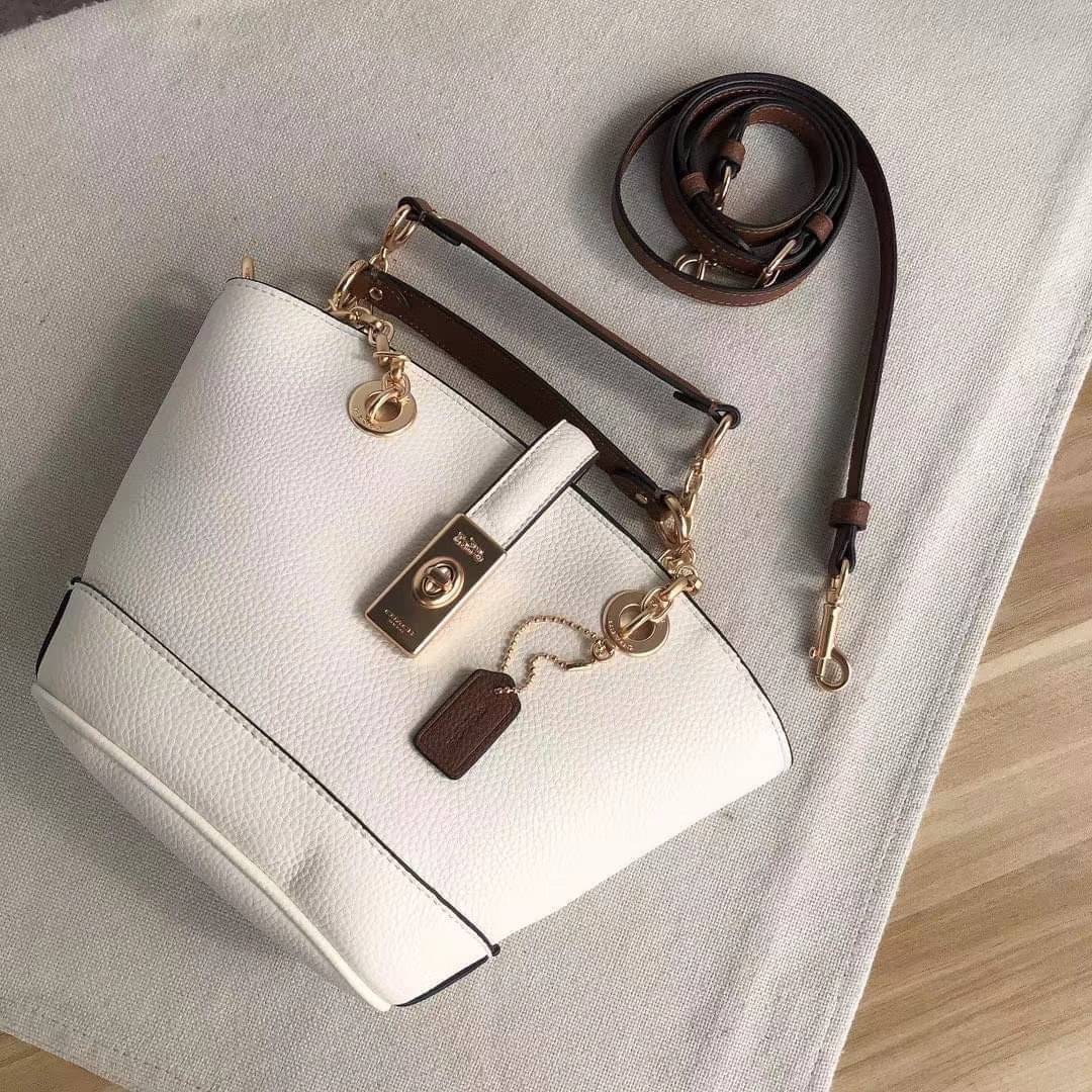 COACH Lane Bucket Bag In Signature Canvas C8597 C8399 พร้อมส่งที่ไทย