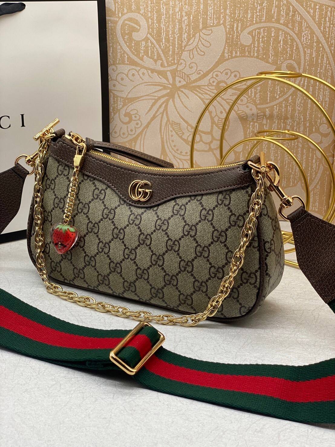 GUCCI Ophidia small handbag strawberry เกรดออริจินอล งานสวยตรงปก ภาพถ่ายจากงานขายจริง ใช้งานต่างประเทศได้