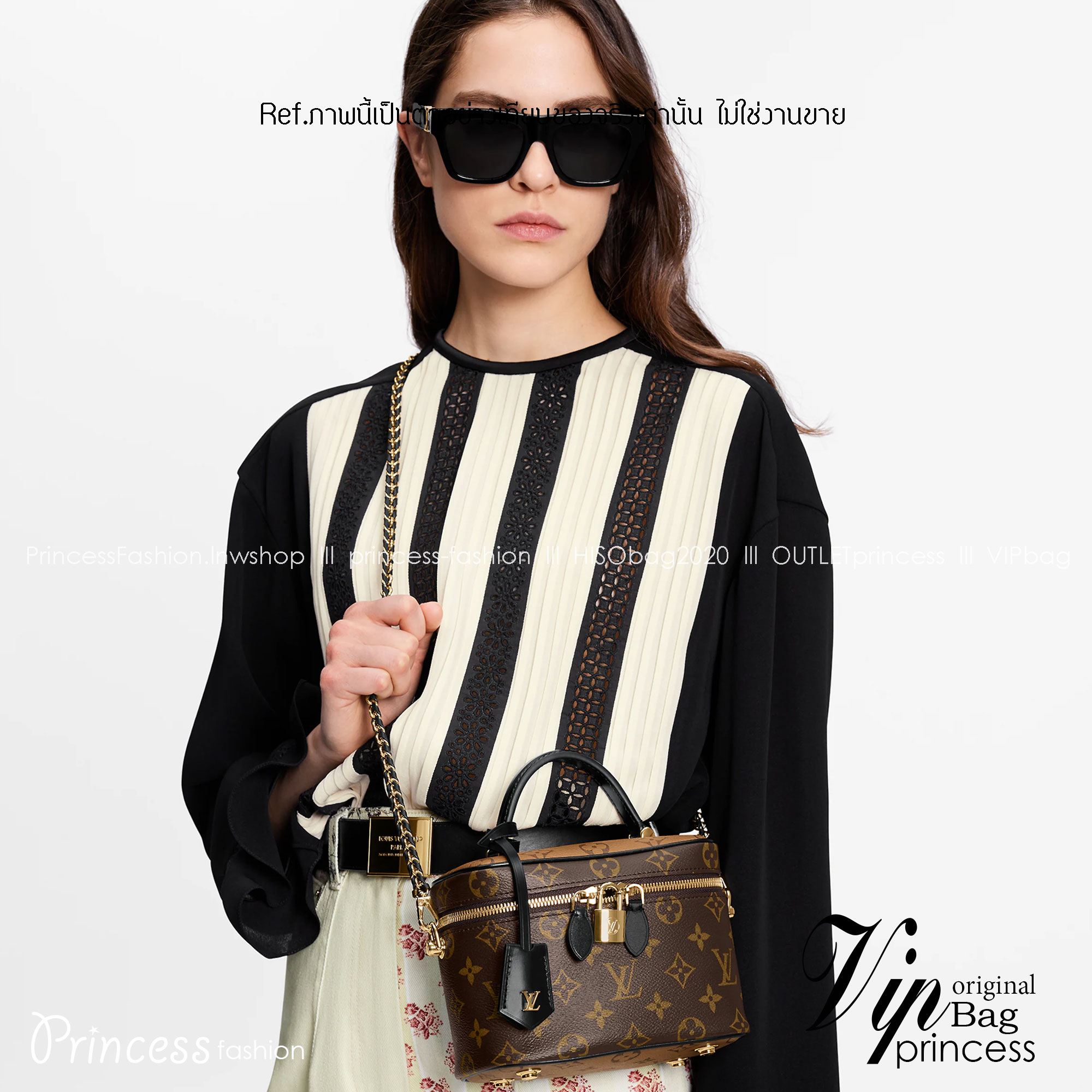 LV Vanity PM / Lv reverse monogram vanity bag กระเป๋าถือ/สะพาย สวยอยู่ทรง มาพร้อม box set สุดหรู adapt ใช้เป็นกระเป๋าเก็บเครื่องสำอางค์ ถือเชิดๆ หรือสะพายเลิศๆ ไปเที่ยว ไปไหนๆก็ดูแพง!! สวยจริงจัง!!