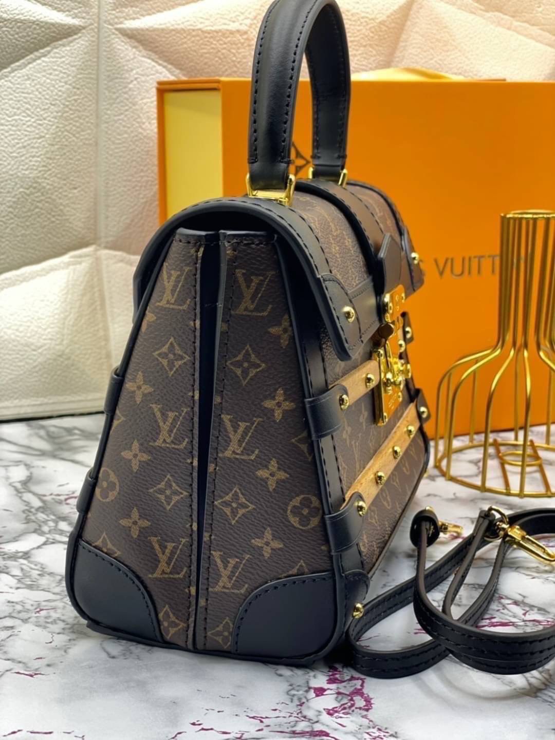 VIP 】หนังแท้ Louis Vuitton TRIANON PM พร้อมส่งที่ไทย งานสวยปังไหมไหว ใบจริงสวยมากกกก ได้สวยก่อนใคร ต้องจัดแล้วจ้า