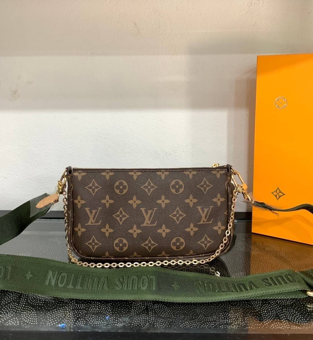 LV Multi Pochette Accessoires Monogram 3in1 เกรดออริจินอล กระเป๋าสะพายมัลติฟังก์ชั่น สุดฮอต สาวๆคลั่งกันหนักมาก ดีงาม ดีไซน์คลาสสิควินเทจ โดดเด่นด้วยดีเทลกระเป๋า 3 ใบ