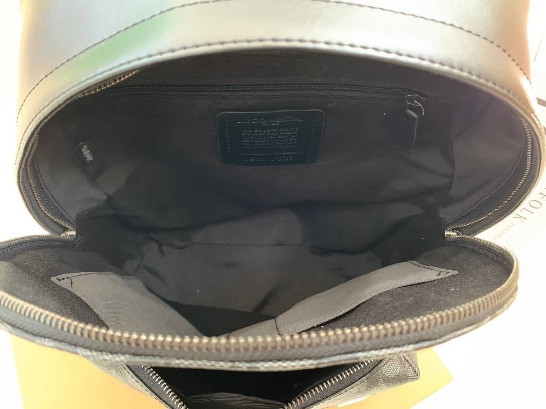 OUTLET 】New in!! 🌈ใบใหญ่ คุ้มค่าทีเดียวค่ะ🌈 COACH WEST BACKPACK IN SIGNATURE((2736)) พร้อมส่งที่ไทย สินค้าเข้าใหม่ค่ะ!! กระเป๋าสะพายหลัง มีหูหิ้ว หนังแท้นิ่ม ใบใหญ่ใส่จุมากกค่า! มีช่องซิปตอนหน้า2ช่อง; ช่องหลัก2ช่องใหญ่ โล่งลึก จุของได้มากท