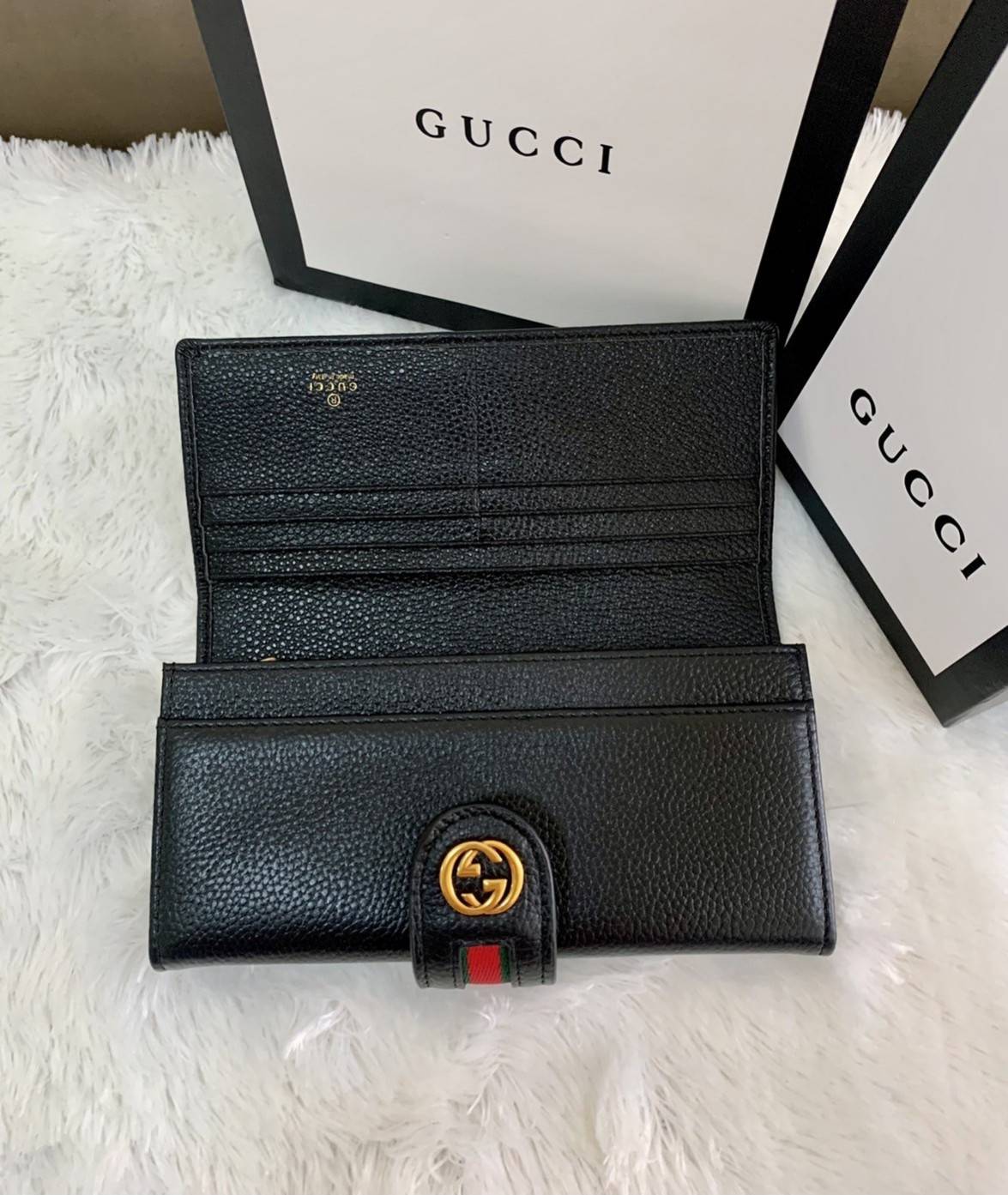 GUCCI Long Wallet / GUCCI MEN Long Wallet กระเป๋าสตางค์ใบยาว รุ่น unisex ใช้ได้ใช้ดีทั้งชายหญิง ดีไซน์ใหม่ สวยหรู วัสดุหนังแกะสังเคราะห์ อะไหล่ทอง