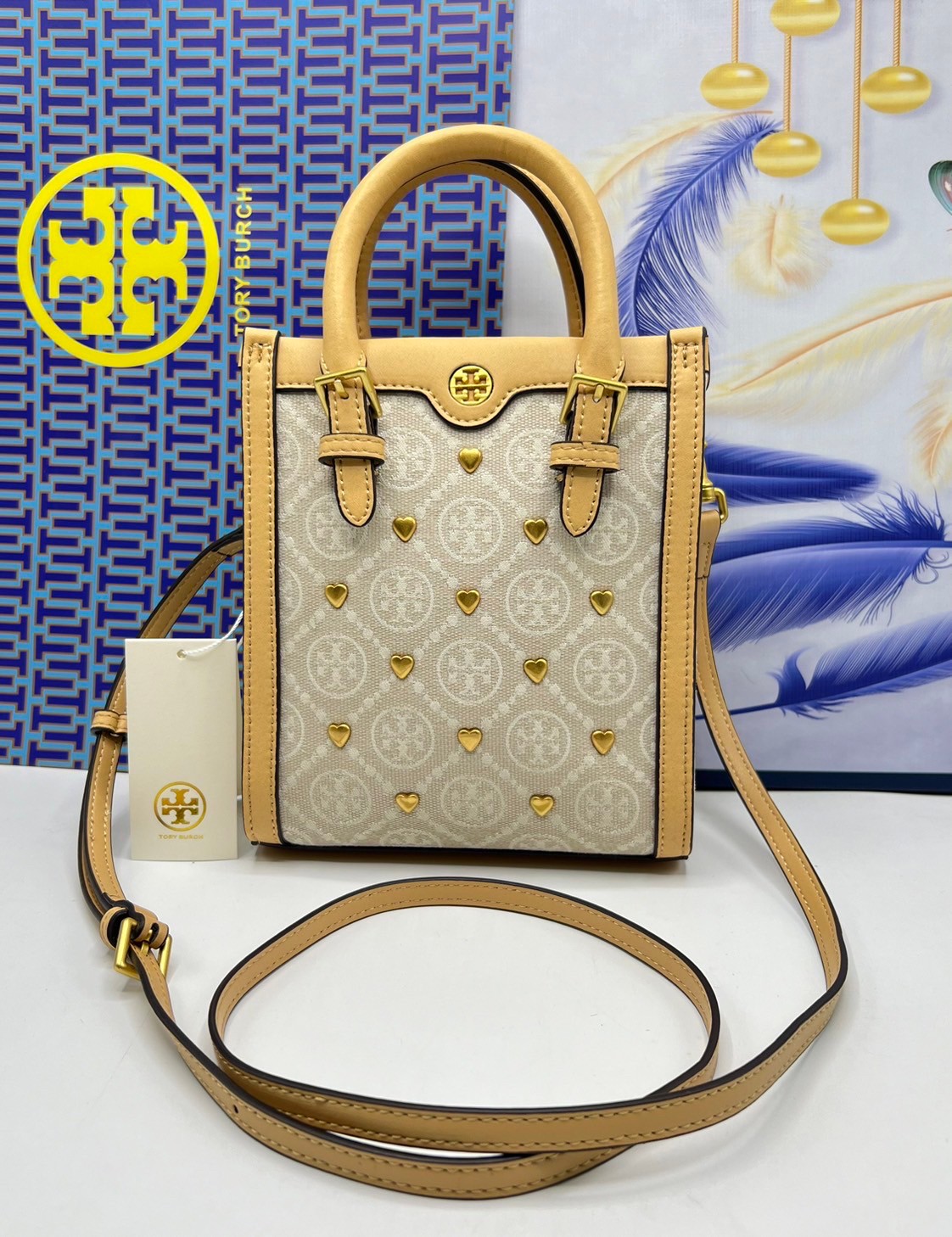 TORY BURCH Mini T Monogram Tote ivory multi heart shape / Tory Mini Tote Bag กระเป๋าทรงโท้ทมินิแต่งหัวใจสีทองสวยหรู น่ารักรุ่นใหม่ล่าสุด เกรดท็อปออริ เทียบแท้ 1:1 เกรดดีสุด ใช้งานต่างประเทศได้