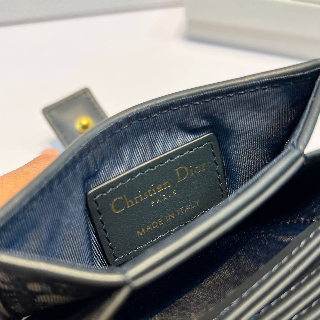DIOR CARD HOLDER / DIOR Oblique 30 Montaigne monogram 5-gusset cardholder wallet กระเป๋าใส่บัตรแบรนด์หรู เป็นไอเท็มที่จัดสรรความเป็นระเบียบให้คุณได้ง่ายๆ มาพร้อมเสิร์ฟครบเซ็ท