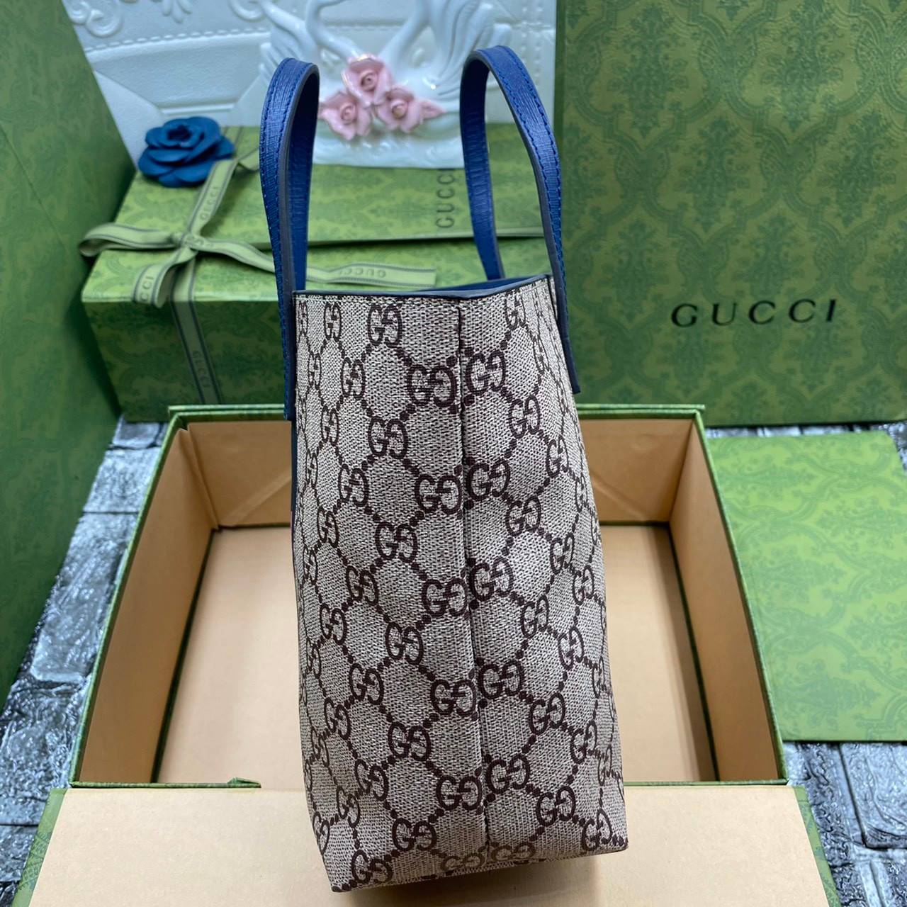 VIP 】Animal-Friendly Gucci Kid Tote Bag งานหนังแท้ทรงตั้งสวย ขนาดกะทัดรัด จุของได้เยอะ ใช้ได้ทั้งเด็กและผู้ใหญ่ น่ารักมากค่ะ **รุ่นขายดีตลอดกาล**