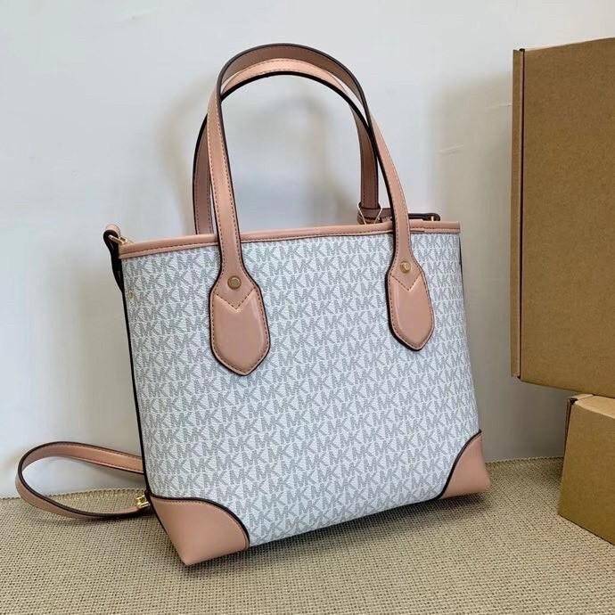 MICHAEL KORS jet Set Chain Item EW Chain Tote Leather