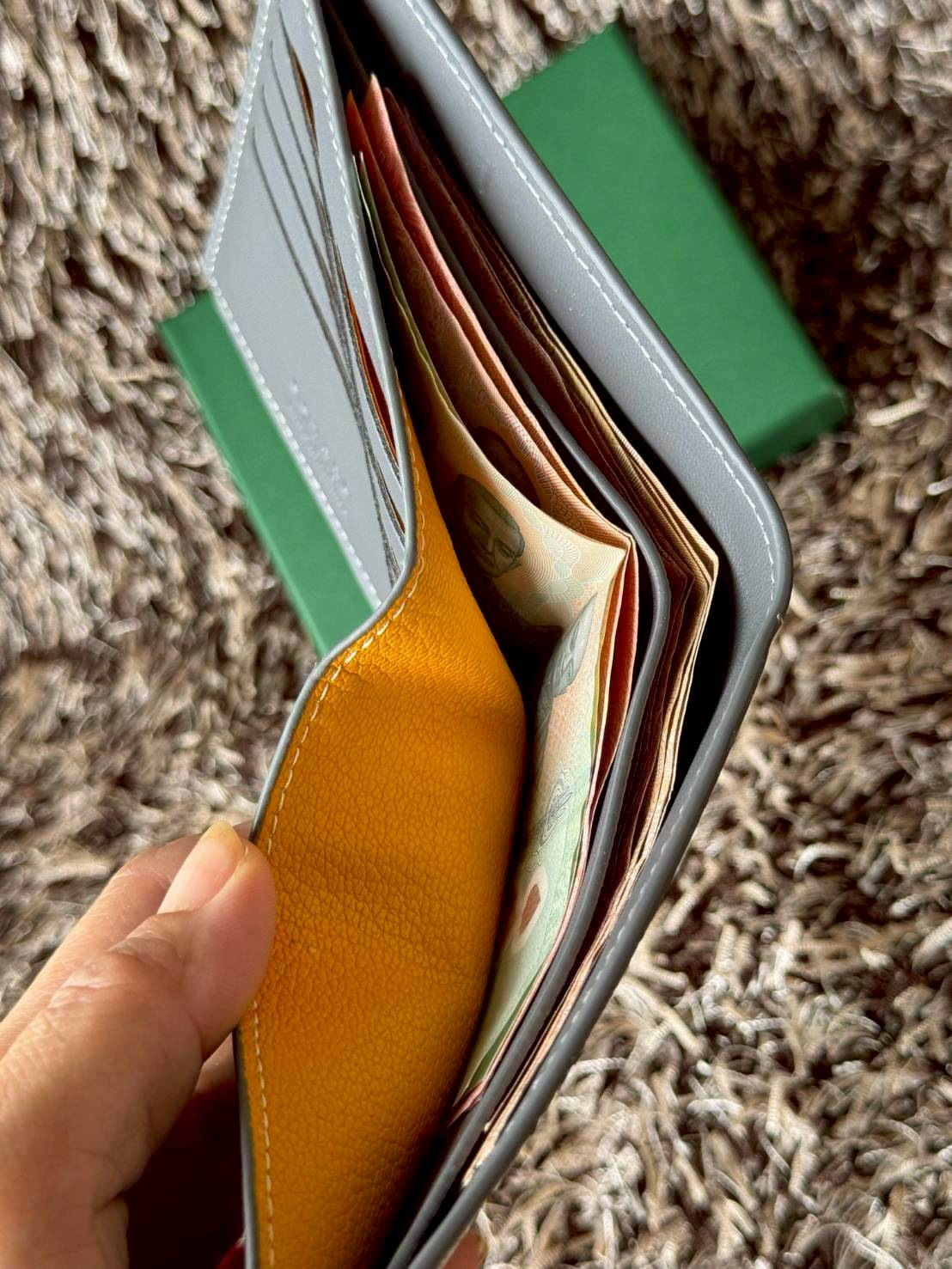 ORI หนังแท้ | Goyard Victoire Wallet กระเป๋าสตางค์ Victoire ขนาดกะทัดรัดและเหมาะสําหรับการจัดสำหรับการ์ดและธนบัตร ลวดลายสุดคลาสสิคของกระเป๋าเป็นเอกลักษณ์ที่ทุกคนจดจำได้