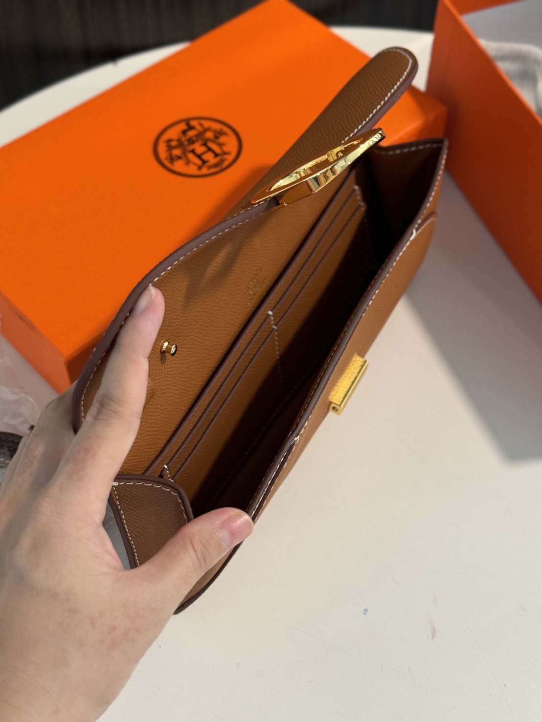 HERMES Chaine d'Ancre To Go wallet กระเป๋าถือสะพายแบรนด์หรู ดีไซส์กระเป๋าสตางค์ใบยาว Long wallet in Epsom Saddle-stitch เกรดออริ สลับแท้ 1:1 ใช้งานต่างประเทศได้ ภาพถ่ายจากงานขายจริง