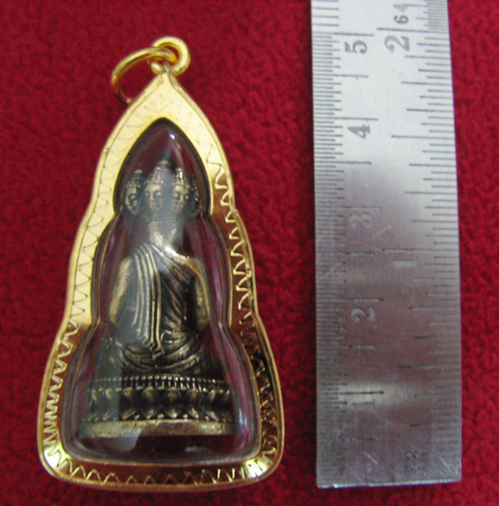 สินค้าหมดค่ะ องค์พระเศรษฐีนวโกฏิองค์ใหญ่ สูง 3 ซ.ม. เนื้อทองเหลืองเลี่ยมกรอบทองไมครอนพร้อมใบคาถา แก้ชงปี2561ค่ะ