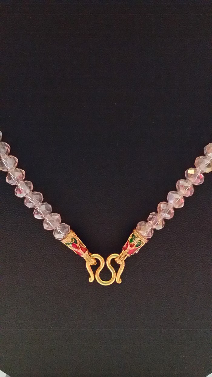 สร้อยคอคริสตัลชมพู(ใส่พระได้1องค์) ความยาว 24 นิ้วค่ะ