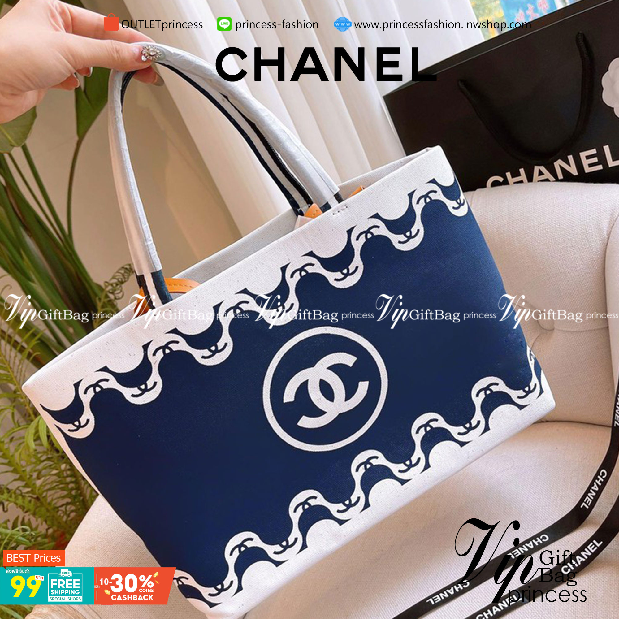 VIP 】CHANEL Spring Tote Blue Striped Beach Bag กระเป๋าทรง Shopping ใบใหญ่กำลังดี วัสดุผ้าแคนวาสตัดเย็บด้วยการเดินด้ายสวยงามเลอร์ค่ามาก สีน้ำเงินในลุคสดใส ไปทะเลได้แบบคูลๆ จุของได้เยอะ Rare items เด็ดๆแบบนี้ควรค่าเเก่การสะสมสาวก Chanel ห้ามพลาดค่ะ!