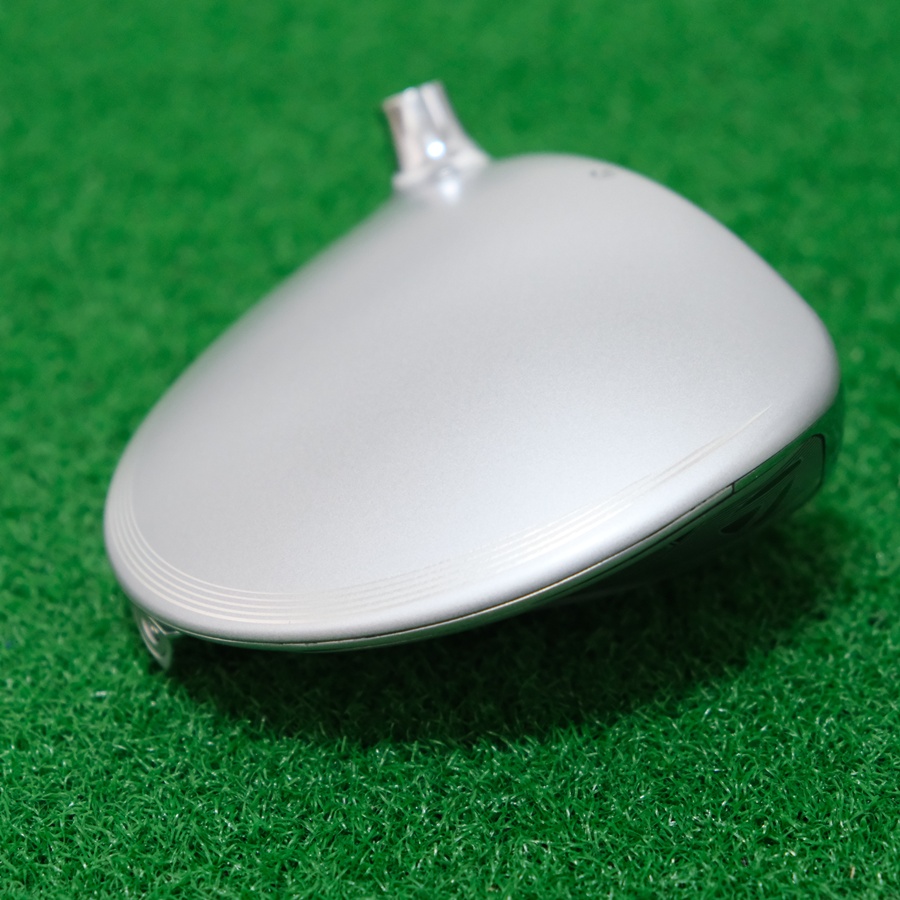 2025 TAYLORMADE QI35 DESIGNER SERIES MATTE PLATINUM 10.5* DRIVER - HEAD ONLY + HEADCOVER