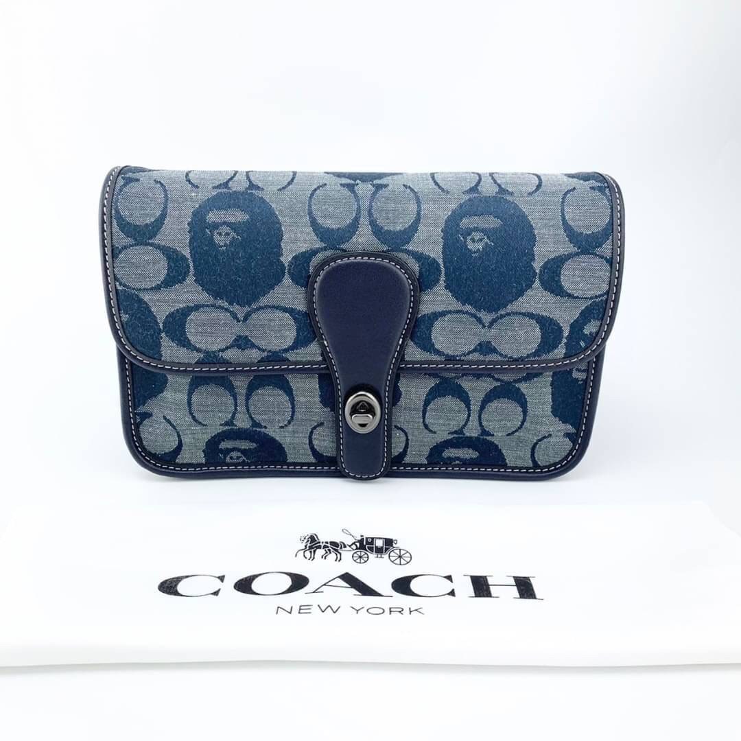 OUTLET 】COACH Bape X Coach Turnlock Tab Belt Bag In Signature Chambray พร้อมส่งที่ไทย