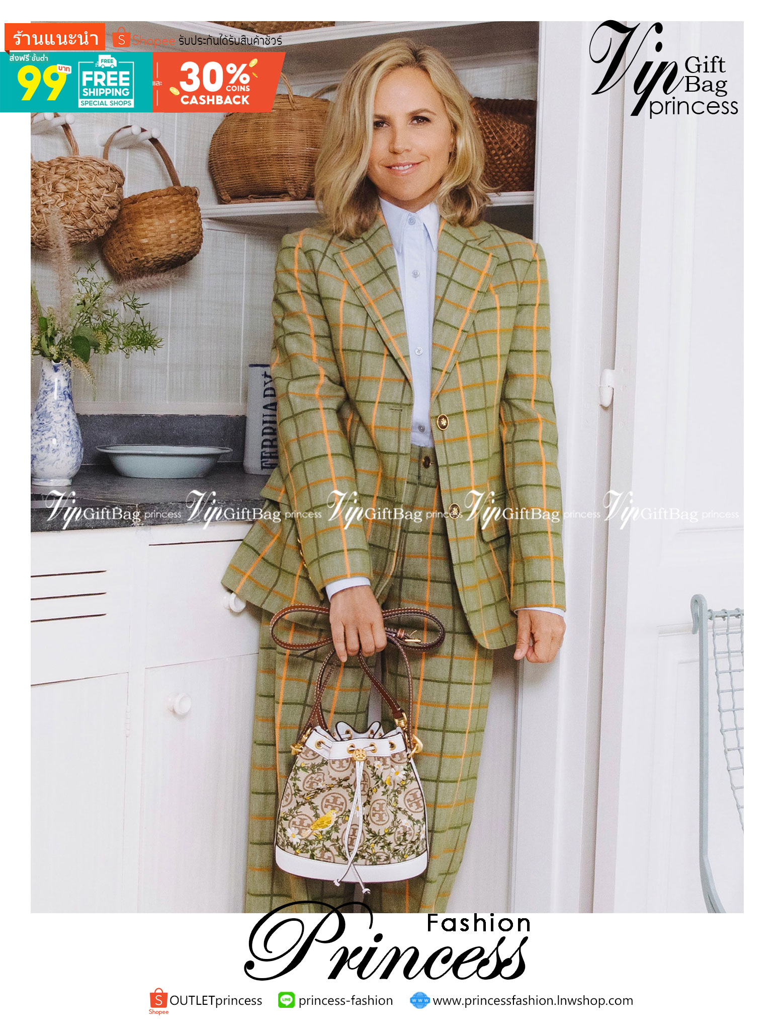 TORY BURCH T Monogram Jacquard Embroidered Bucket Bag แรร์ไอเท็มรุ่นยอดฮิต ใบใหญ่ไซส์กำลังดี!! ที่สุดของรุ่นที่ตามหา!! สวยสุดกับดีไซน์ลายปัก ที่ดูแพง!! กระเป๋าบัคเก็ตทรงสวย