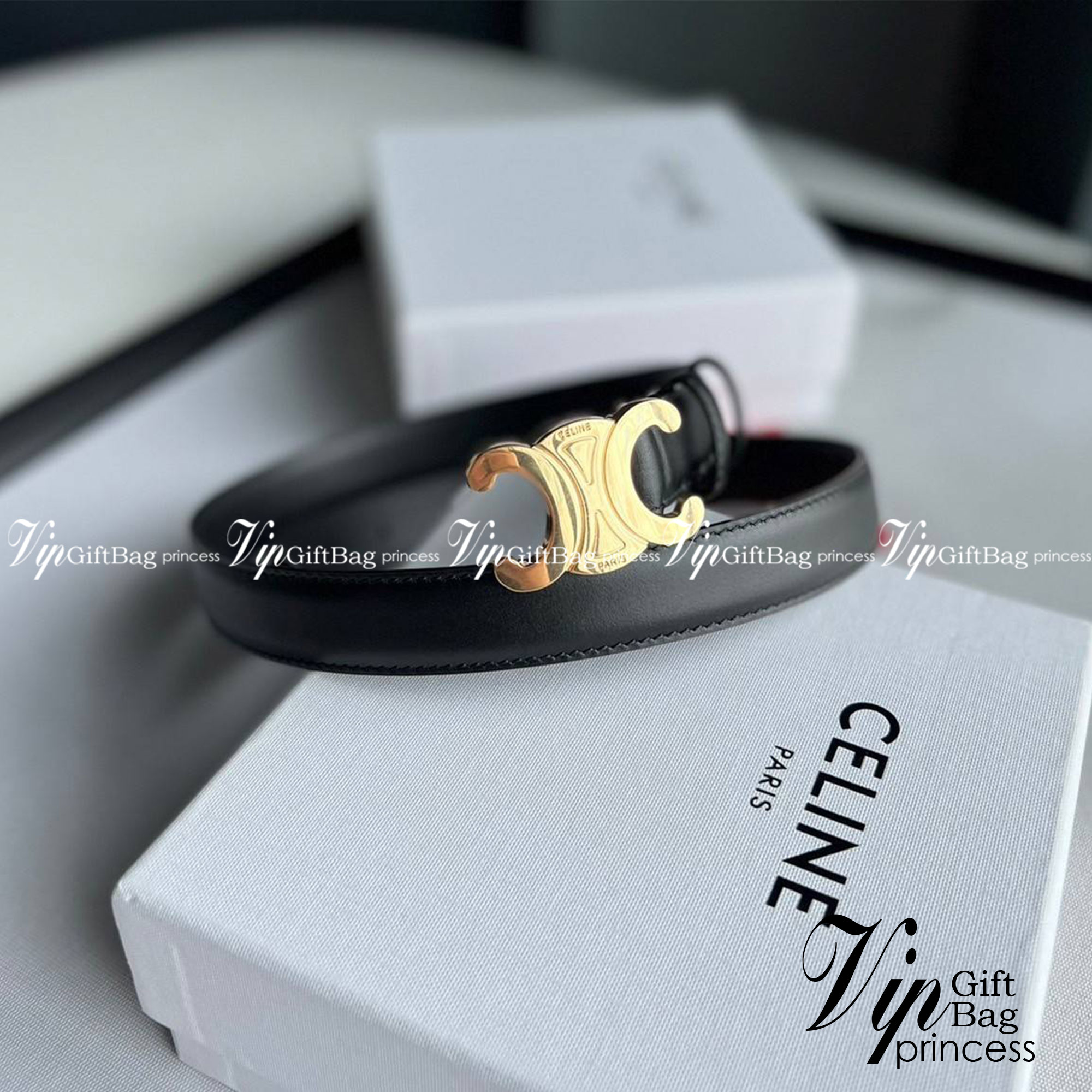 หนังแท้ CELINE BELT LOGO 18MM / Celine Triomphe Belt in Natural Calfskin เกรดใช้งานสลับของจริง ออริจินอลหนังแท้ หัวเข็มขัดโลโก้แบรนด์แบบ 3D Vintage สีทอง/สีดำ ปั้มโลโก้คมชัดคล้ายของจริง สายปรับระดับได้ในดีไซน์เรียบหรูเข้ากับทุกลุ๊คใช้ได้ทั้งชายหญิง