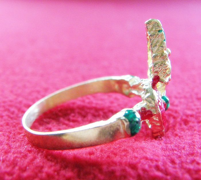 แหวนพญานาคทองเหลืองลงยาสีแดง เสริมดวงบารมี โชคลาภค่ะ