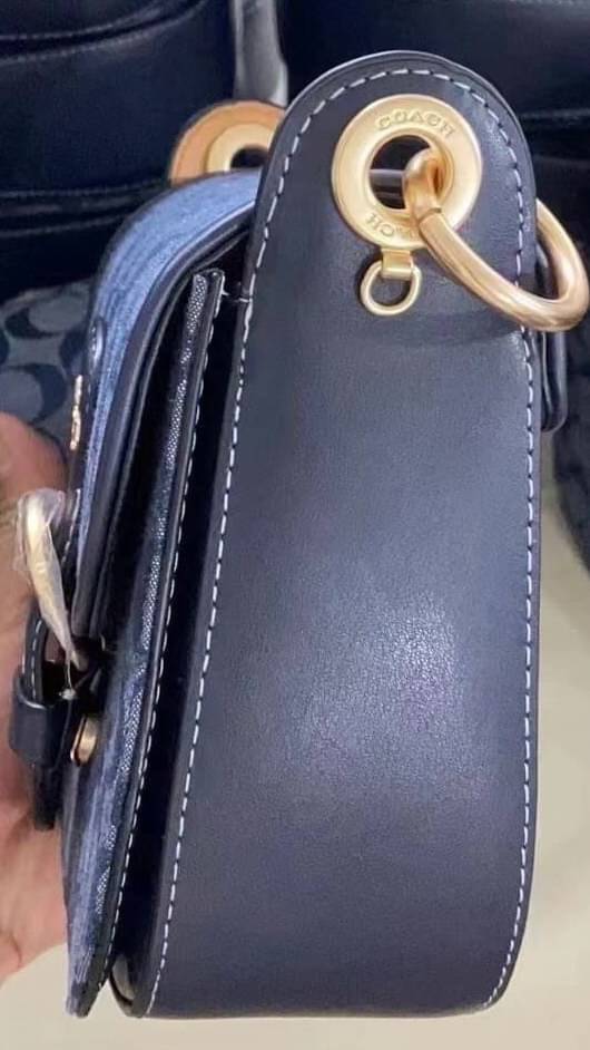 Coach Kleo Shoulder Bag 23 In Signature Chambray พร้อมส่งที่ไทย