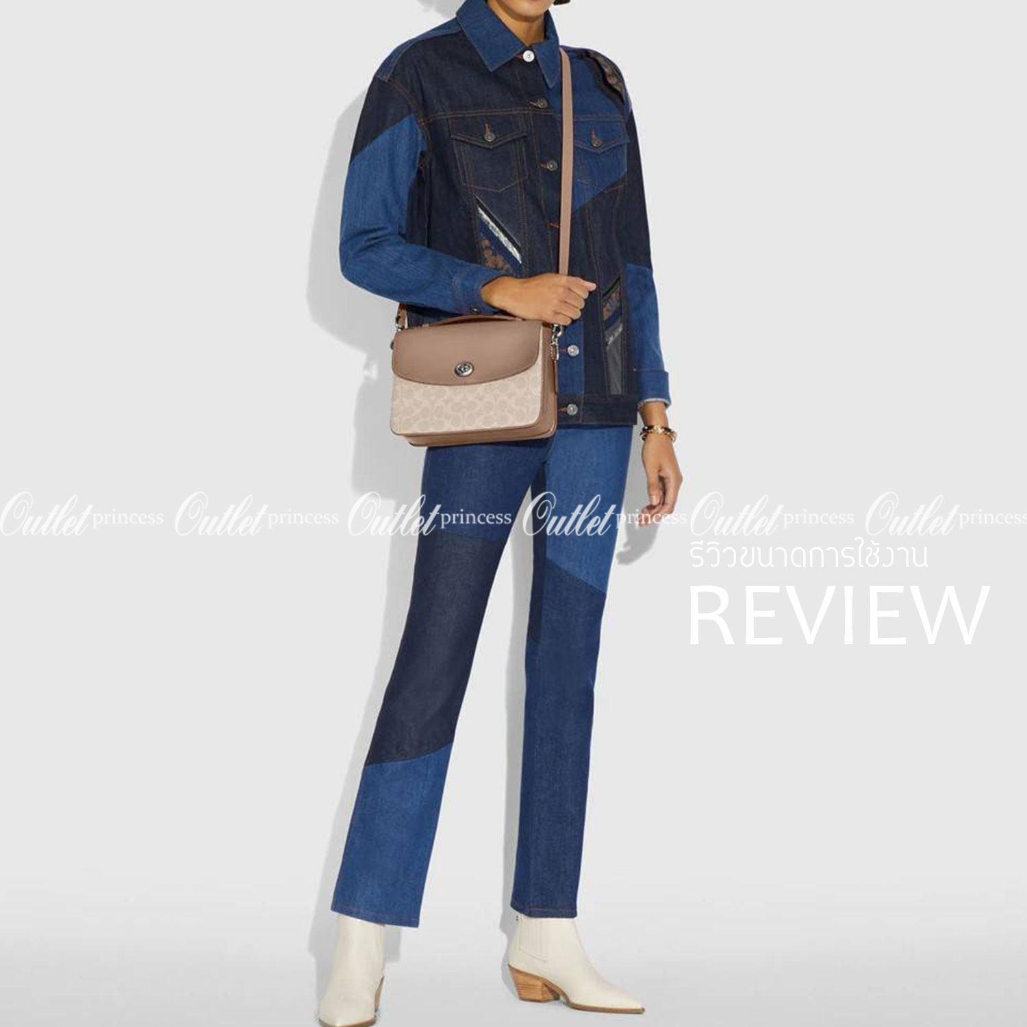 COACH 68349 CASSIE CROSSBODY IN SIGNATURE CANVAS เรียบหรู ดูดี ก็ต้องไอเท็มนี้ไม่อยากให้พลาด!! พาสเทลละมุนมากๆ สะพายแล้วดูแพงมากๆ สวยเลิศ กระเป๋าถือ/สะพายข้าง วัสดุหนังแคนวาสสลับหนังแท้ เปิด-ปิดด้วยตัวบิดล็อคแน่นหนา ภายในแบ่งสัดส่วนอย่างดี ใส่ของได้ครบสบา