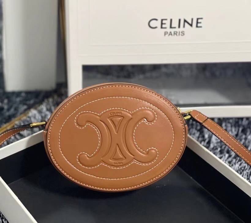 VIP 】หนังแท้ CELINE CROSSBODY OVAL PURSE IN SMOOTH CALFSKIN พร้อมส่งที่ไทย สีดำ สีน้ำตาล