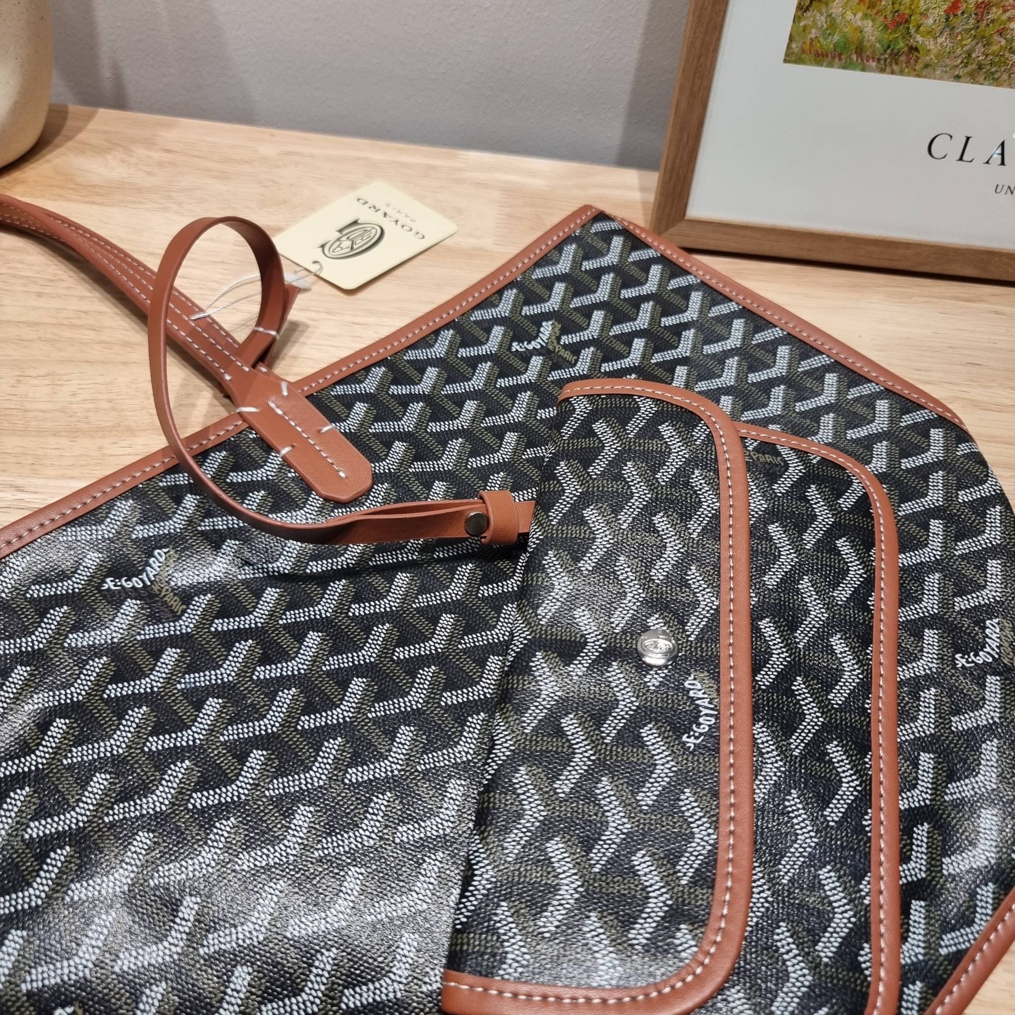 GOYARD ANJOU REVERSIBLE TOTE กระเป๋าสะพายทรงโท้ท ใบใหญ่จุใจ!! กลับด้านใช้ได้ทั้ง 2 ด้าน มาครบสีขายดี เลิศทุกสี รูปทรงคลาสสิค