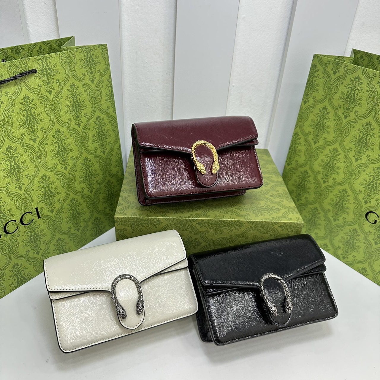 GUCCI DIONYSUS SUPER MINI BAG Patent Leather กระเป๋าสะพายหนังแก้ว เกรดออริ สลับแท้ 1:1 ใช้งานต่างประเทศได้