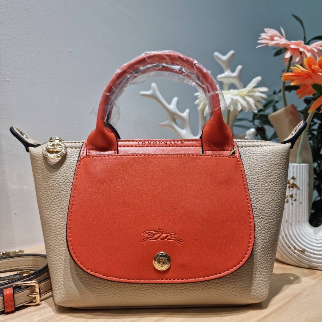 Longchamp le pliage xtra XS leather top handle bag กระเป๋าถือ/สะพายรุ่นยอดฮิต ที่มาในดีไซน์ทูโทน โดดเด่นมีกิมมิค น่ารักน่าใช้สุดๆ
