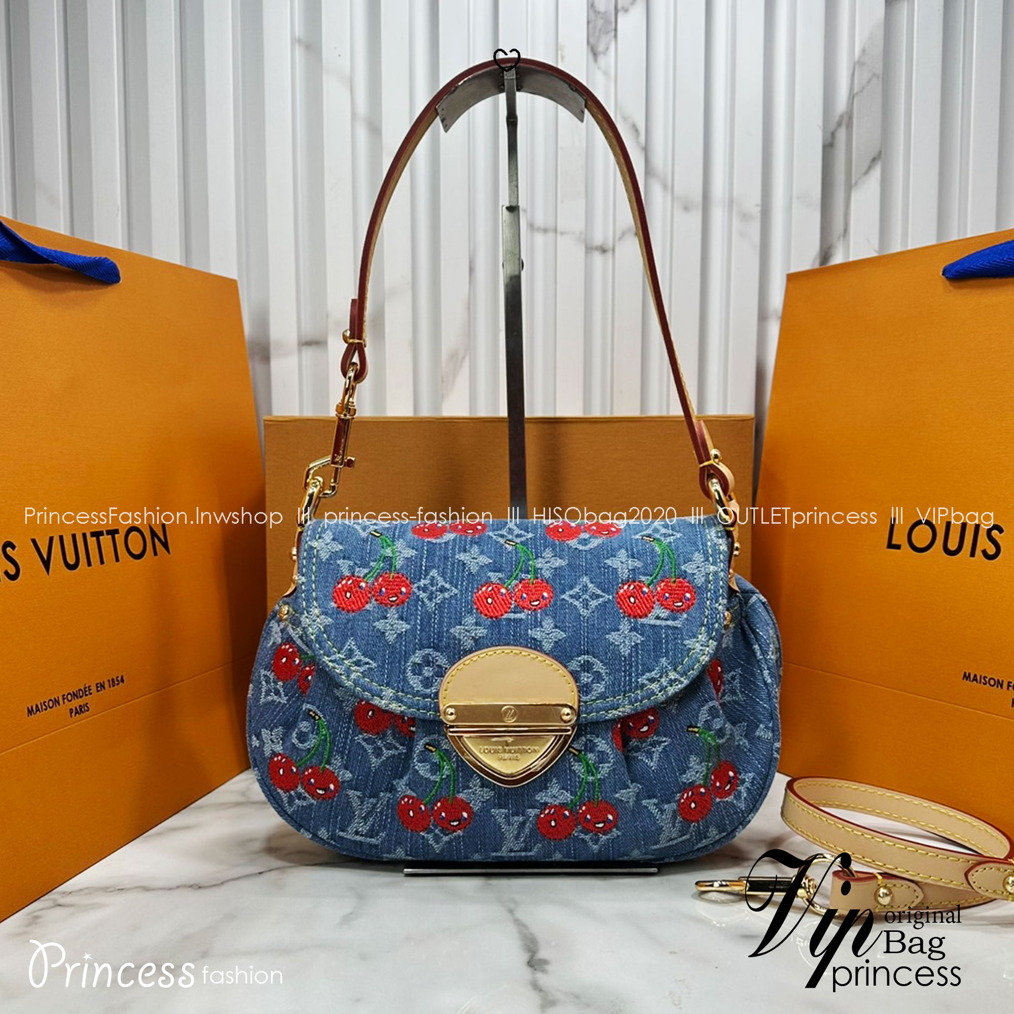 ORI หนังแท้ | LV x TM Sunset bag Monogram cherry denim กระเป๋าถือไอเท็มโดดเด่นมีชีวิตชีวา เดนิมปักลายเชอร์รี่สีสันสดใสสะดุดตาสะท้อนสไตล์ไอคอนิก
