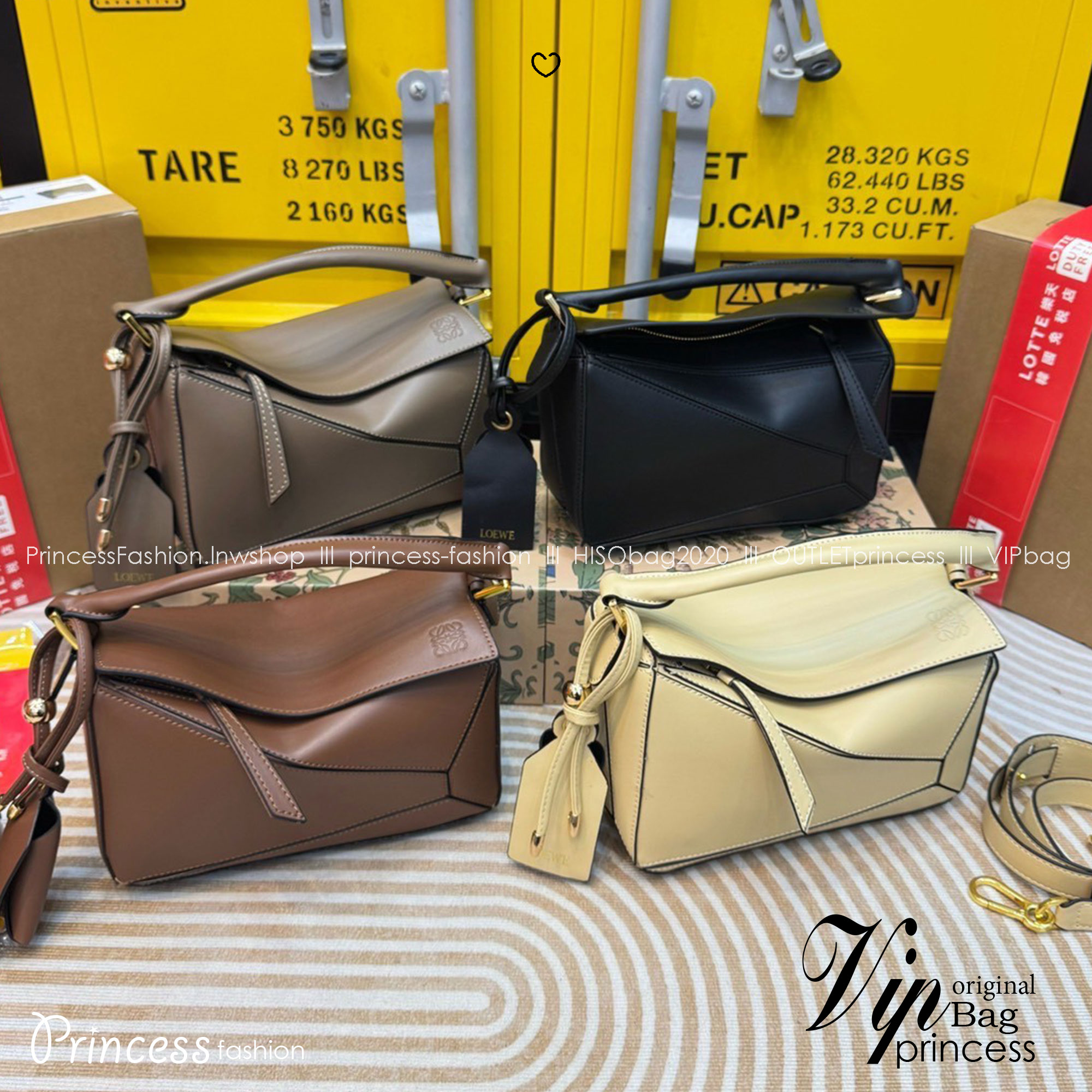 Loewe Puzzle bag กระเป๋าสะพายข้างทรงกล่อง สุดยอดแบรนด์ที่ดีไซน์เป็นเอกลักษณ์ โดดเด่น สวยหรู สไตล์พัซเซิลคลาสสิค