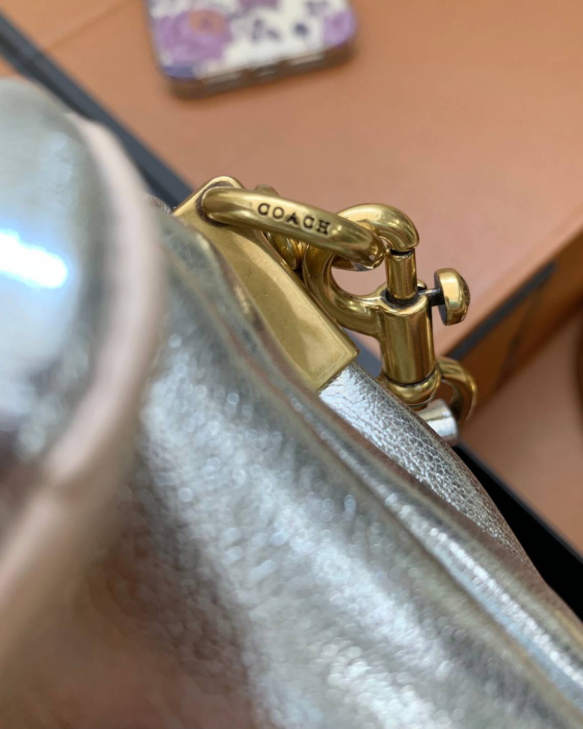 น้องสวยมากก สินค้าจริงสวยกว่าในรูป ไม่จกตาค่ะ! COACH PILLOW TABBY SHOULDER BAG 18 ((C3880)) 📣 พร้อมส่งที่ไทย คุณภาพเกินราคา! กระเป๋าหิ้ว//สะพายแบบครอสบอดี้ร์ 🔺หนัง nappa อย่างดี หนานิ่ม นุ่มมากๆ หลงรักน้องแน่นอน