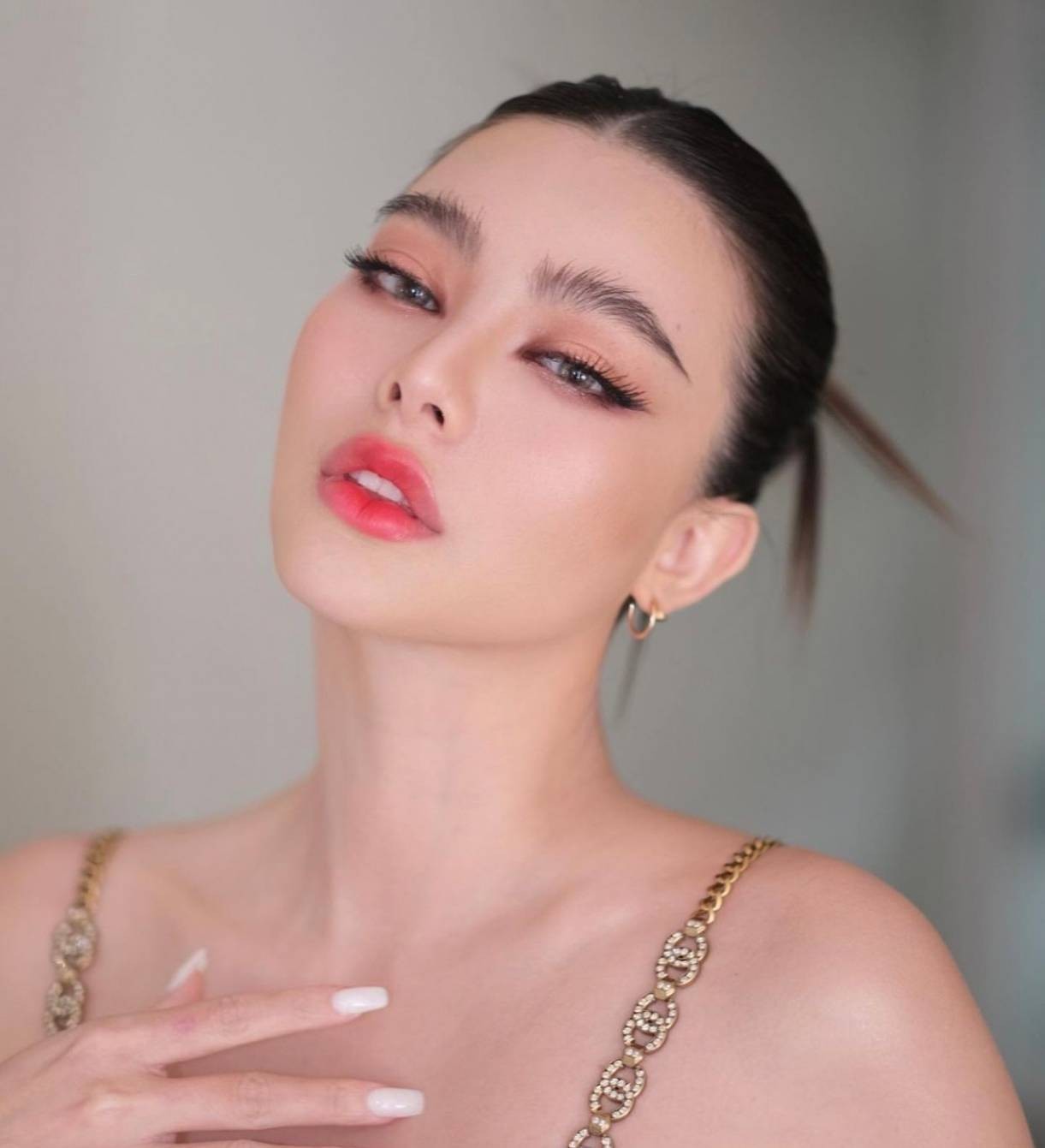 Cartier JUSTE UN CLOU EARRINGS ต่างหูตะปูคาเทียร์ เกรดออริจินิล ปั้มทุกจุด วัสดุคุณภาพดี ไม่ลอกไม่ดำ พร้อมกล่องหนาตามแบบปั้มลายแบรนด์ ภาพสินค้าถ่ายจากงานขายจริง ใช้งานต่างประเทศได้