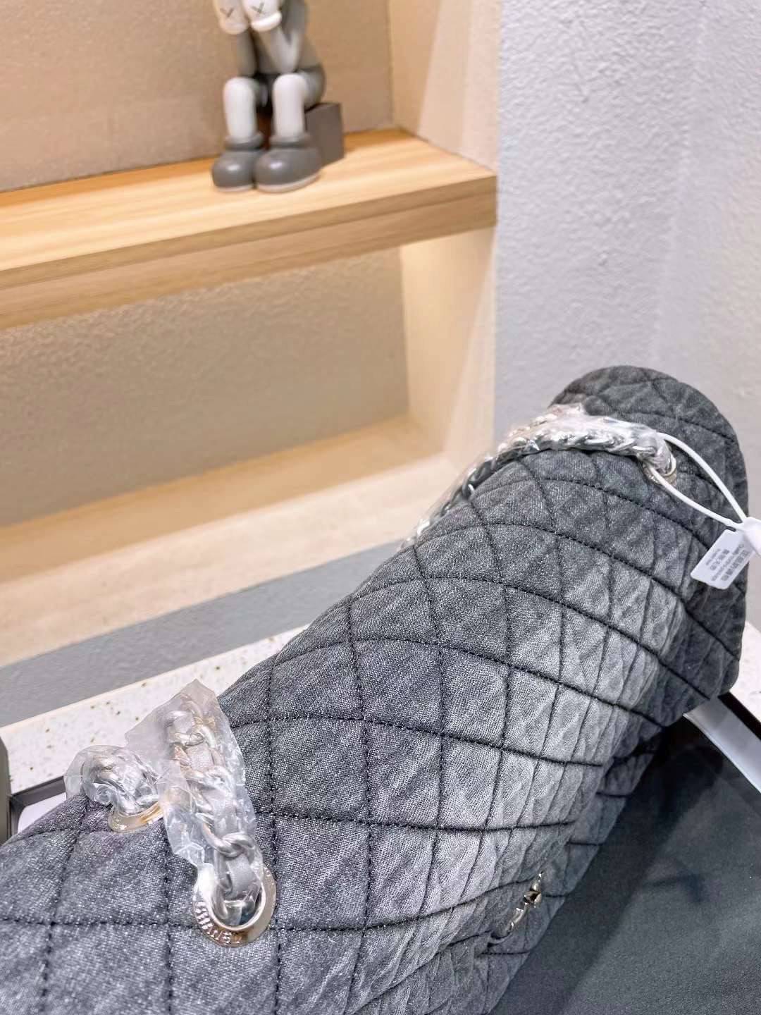 CHANEL Large Denim Flap Bag พร้อมส่ง 2 สี 16"