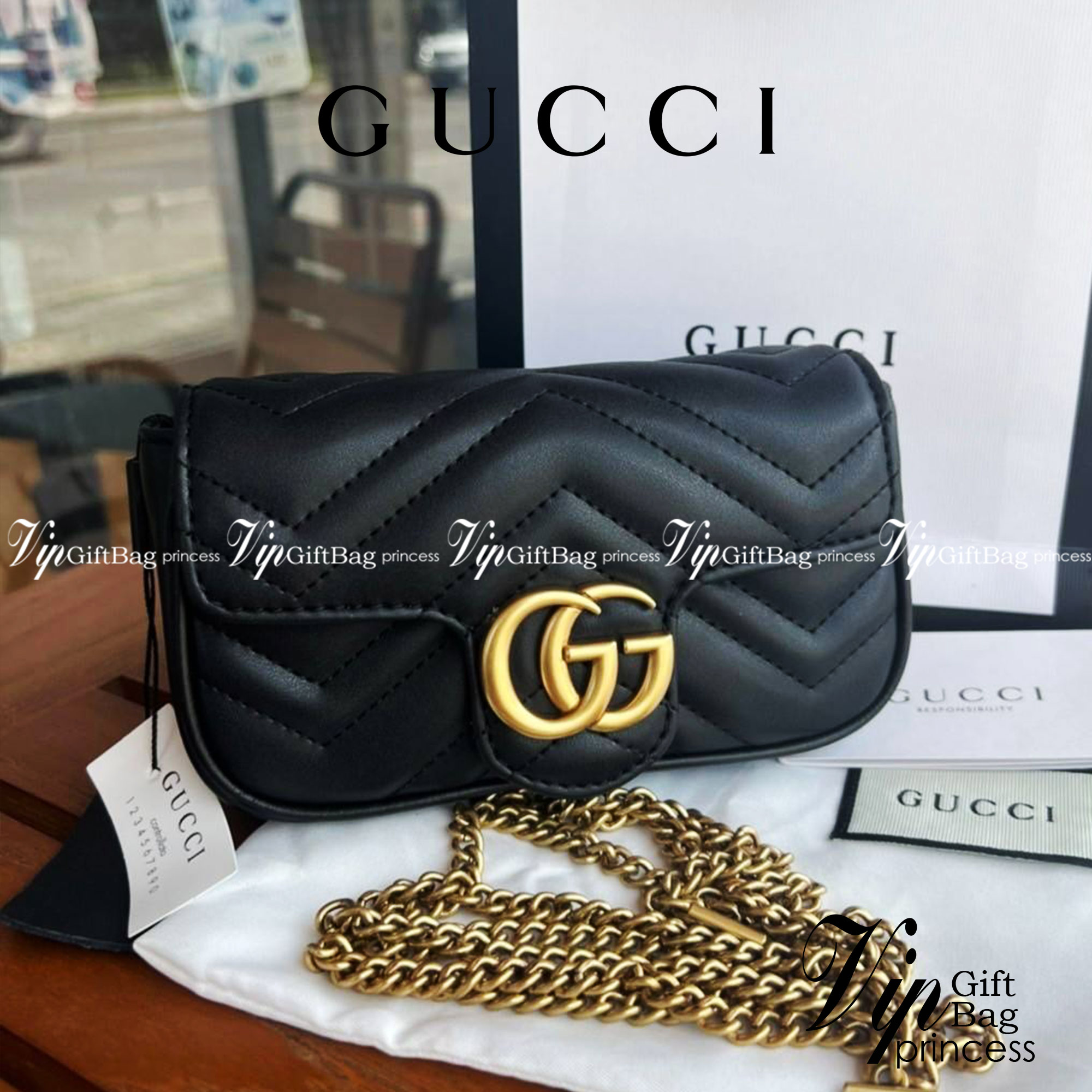 Gucci Marmont Super mini Premiumgift กระเป๋าสะพายข้างใบเล็ก น้องมินิ น่ารั๊กมุ้งมิ้ง วัสดุหนังเชฟรอน สายสะพายแบบโซ่ อะไหล่ทองหรูหรา ด้านหน้าประดับโลโก้แบรนด์หรู ทนทาน แข็งแรง น้ำหนักเบา ใส่ตังค์ใส่โทรศัพท์ Iphone+ ได้ น่ารักมุ้งมิ้ง ไม่ควรพลาดเลยค่า